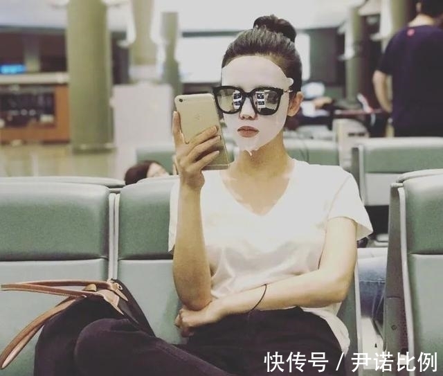 毛孔|女生敷面膜时,尽量少犯这3个“错误”!不然毛孔容易变大