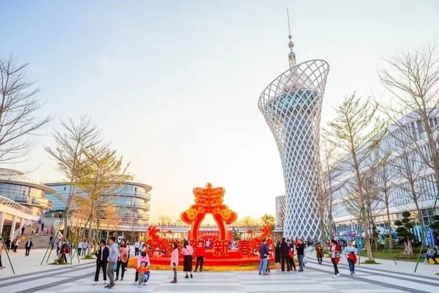 低薪|东莞“小蛮腰”刷屏朋友圈！牛年这些景点很“红”