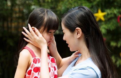 大人|别再这样“逗”小孩,你的几句玩笑话,可能毁了娃一生