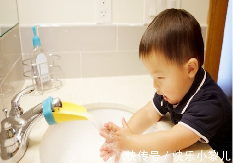 孩子|不满两岁的宝宝,这些“敏感行为”不用介怀,再过两年自己就改了