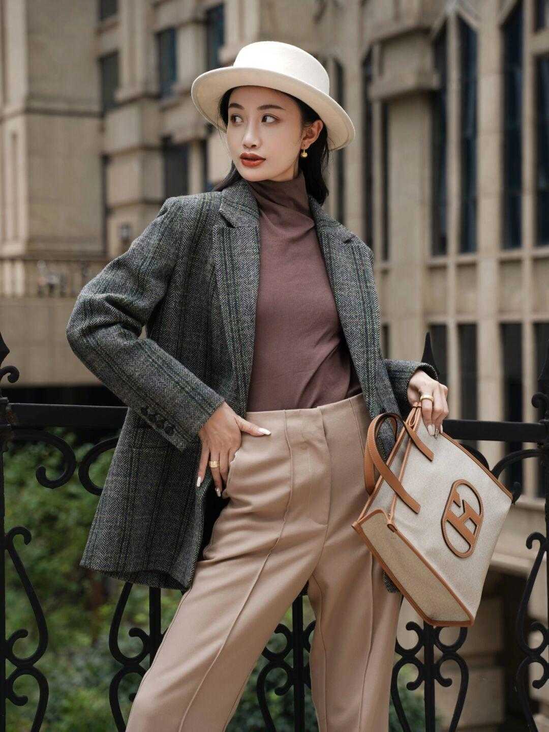 小蛮腰 早春职场通勤怎么穿?这些西装干练利落又不挑人,照着穿准没错