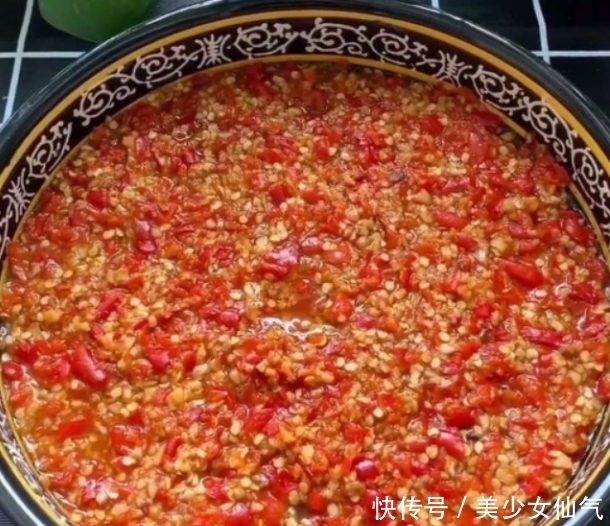 辣椒酱|每年秋天,妈妈会用这辣椒做辣椒酱,越辣越香,辣到爽为止