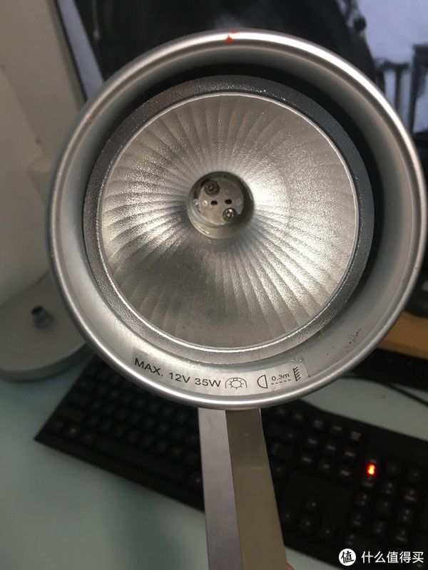 杆杆|还没流行就被抛弃:宜家低压卤素台灯B0715