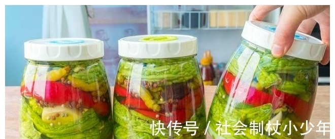 胡椒|苦瓜别再炒鸡蛋了，教你秘制新做法，一次做5斤，放一年都不会坏