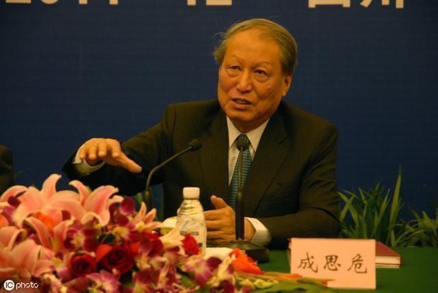 按揭|买房时，该选“一次性付款”还是“按揭30年”经济学家给出答案