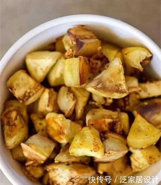 干炒法|茄子费油我教您几招，连一勺油都不用，美味到爆！