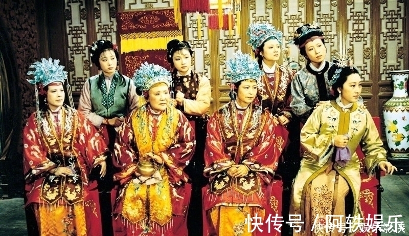 四大家族!红楼梦没有结局大结局已写在这首曲子里,很多人没看出来