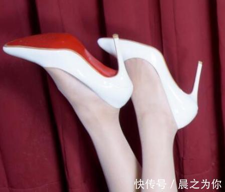 高跟鞋 细跟鞋有着精致的一面,带领女人走向时尚的巅峰!