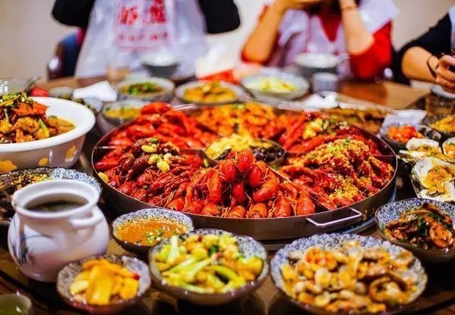 老年|网红长沙的拜年方式，太浪漫了！