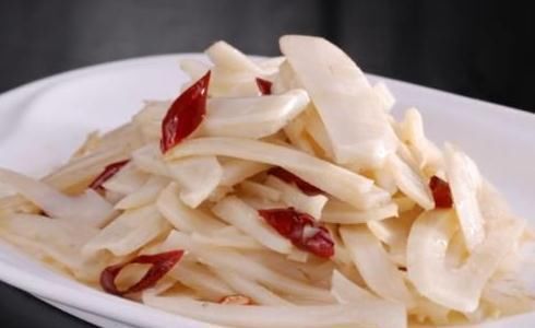 妇科病|女孩子来“例假”时，尽量多吃4物，排出子宫污血，远离妇科病