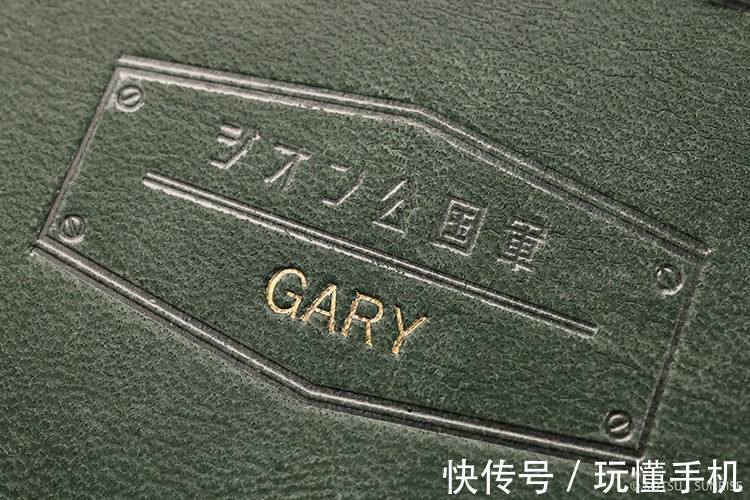 皮革 高达联名皮革产品:三大经典招牌机甲均亮相