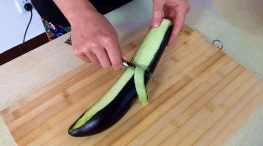 早餐不用再发愁,一根茄子就搞定,简单营养又美味,越吃越想吃