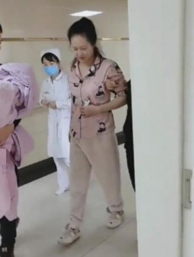 无氧运动|90后“最霸气”产妇火了,顺产完直接下床走回病房,网友佩服