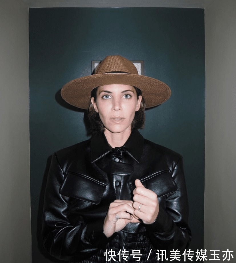 春天不容错过的外套,别忘记这件,穿出酷飒又多元的时髦风格