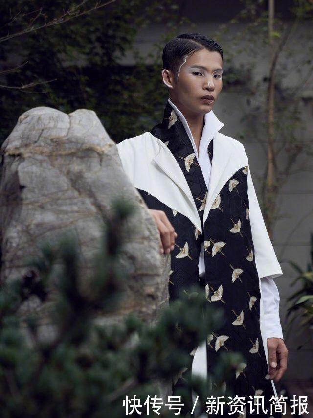 “西装+马面裙”有多好看原来汉服还能这样玩,路人也会被惊艳