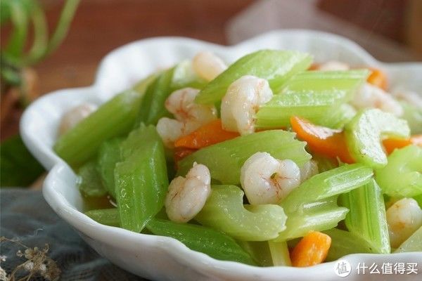 日常三餐 篇一百一十五:“冬补”有讲究,少吃大鱼大肉,多吃这2样,营养搭配好更健康