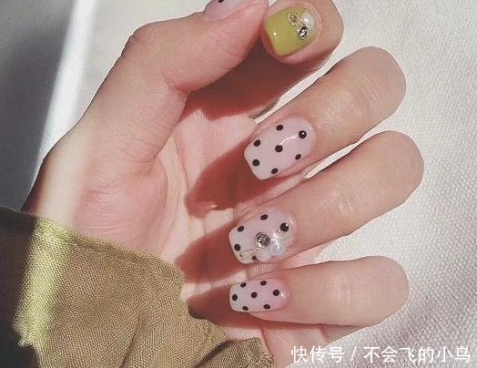 适合学生党、上班族的春季美甲指南，开学、工作都要美美哒！