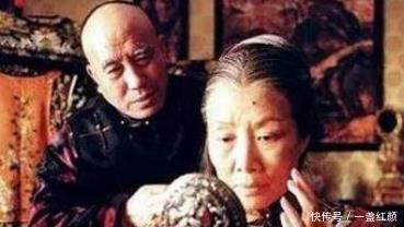 处决|宫女的这个无意之举，意外戳中了慈禧痛点，慈禧下令处决了宫女！