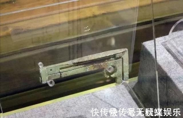 中二!三本让人眼前一亮的小说,中二热血、穿越者vs位面之子,这都有了