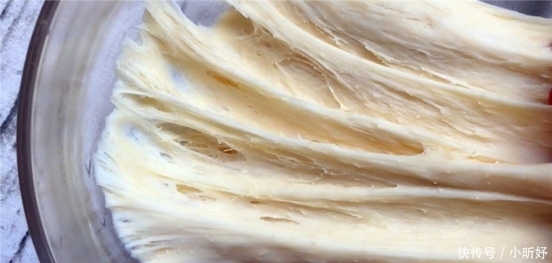 母鸡蛋|电饭锅做早餐面包的配方,比蒸馒头还香甜,学会可以做给家人吃