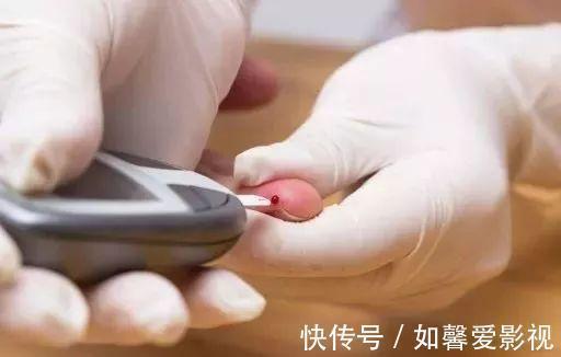 测量血糖|测血糖扎哪根手指才准确?医生提醒:很多人扎错了,测了也不准