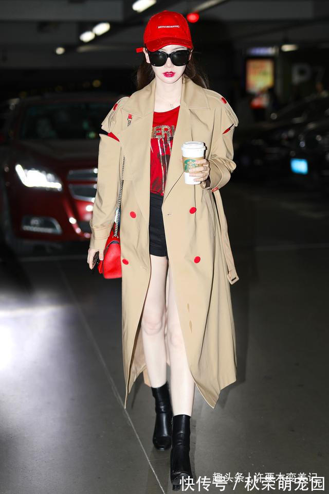 毛衣 风衣里面穿什么才时尚?今年推荐这5种“内搭”,减龄百搭又耐看