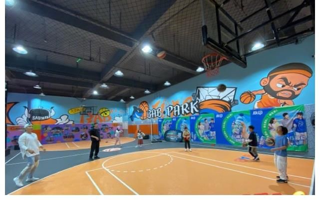 《爸爸5》萌娃重聚，neinei給泡芙補(bǔ)習(xí)英文，max身高超Jasper