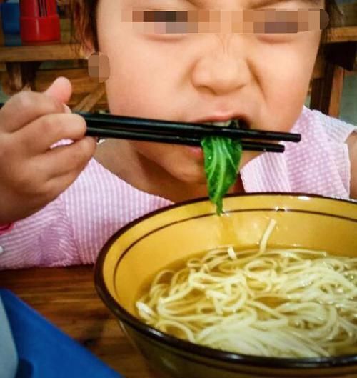 家庭|一碗鸡蛋面,却能测试出家庭的三个等级,许多家长正亲手毁了孩子