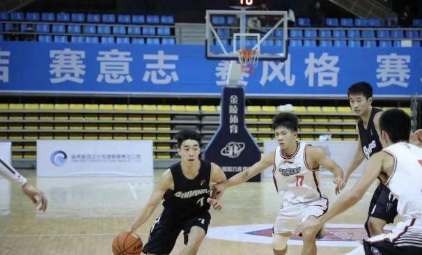 李京龙|CBA三消息：广厦射手官宣离队，王哲林发文告别，上海小将进一队