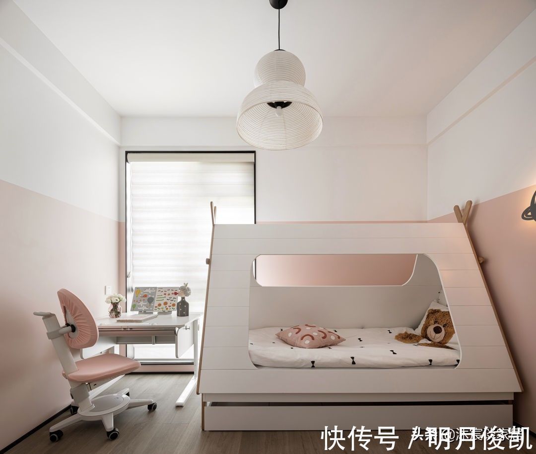 卫生间|她家虽然不大,但称得上装修典范,不仅拥有大量收纳,还极简好看