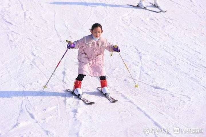 北京冬奥会|冬奥会点燃“冰雪热潮”！济南南部山区滑雪场人气旺