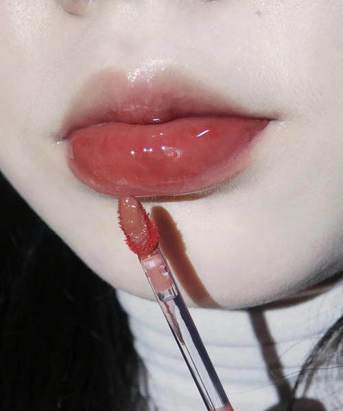 唇釉 “深唇女人”公认值得入手的4款口红,你不会都没有吧