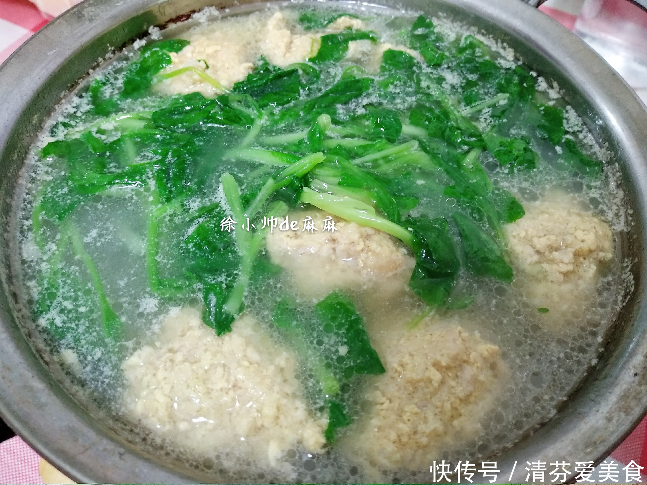 晚餐|晚餐要吃的清淡,多吃蔬菜,这样炒好吃,半个小时搞定3菜1汤!