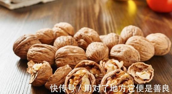 长寿果|核桃是长寿果,但核桃并不适合所有人吃,6类人最好别吃。