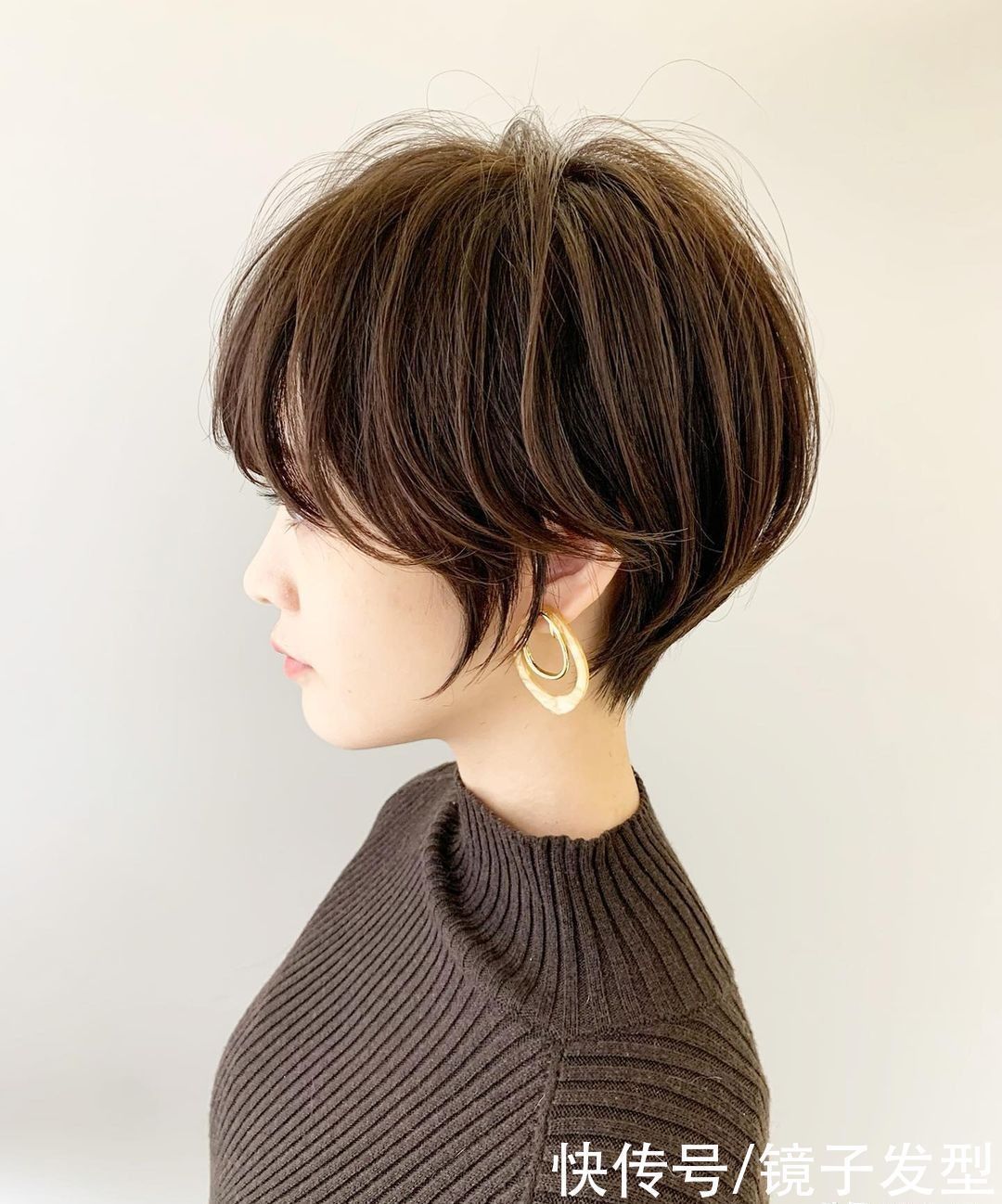 长短|新年发型别再乱剪了，这才是当下最火的发型，无论长短都很心动