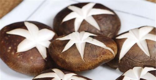 人到中年注意养生,推荐常食3物,润肠通便,改善气血,睡眠好