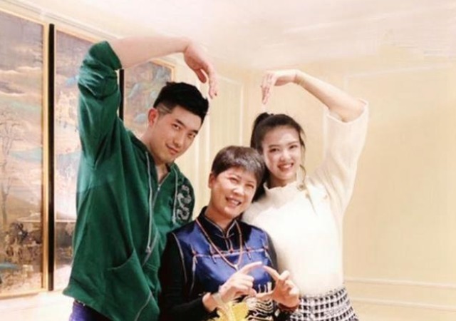 郎平|女排第一美女即将大婚!提前穿“婚纱”,婆婆似董明珠,家缠万贯