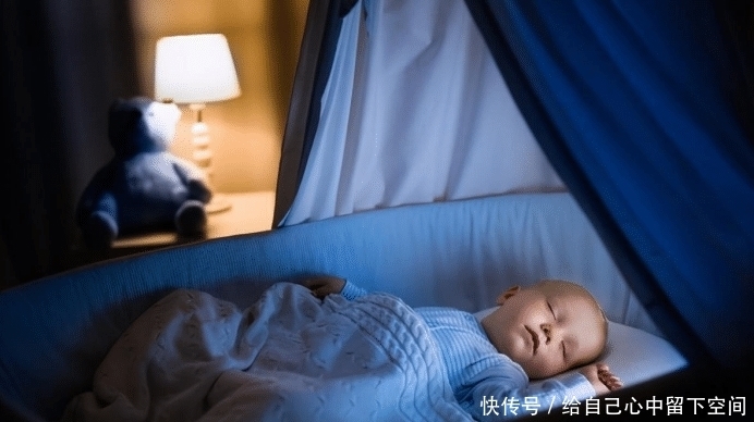  睡满|“每天睡满8小时，才是优质的睡眠”？其实那只是一个“谎言”