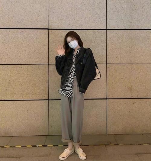 为什么同一件衣服你穿不好看？学习“装饰”手法，变好看不是问题