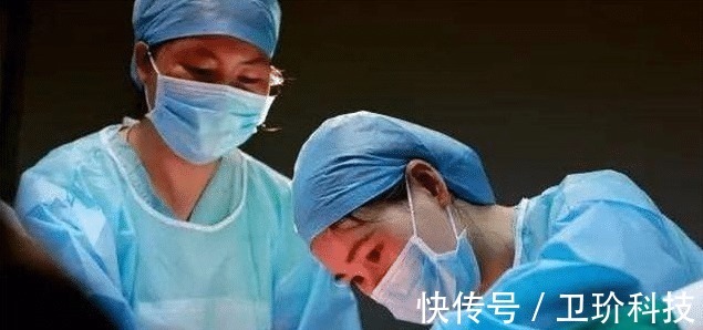 产妇|生孩子遇到“段子手”医生,笑点低的产妇,没打麻药都能笑得出来