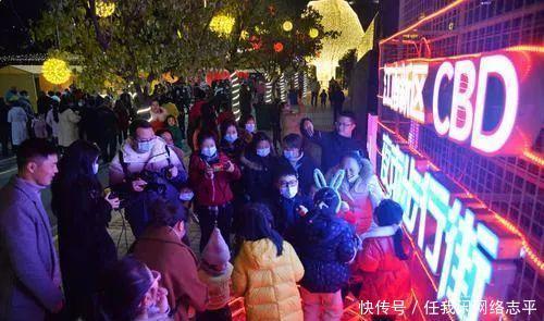 万州打造夜市新地标,备受关注!