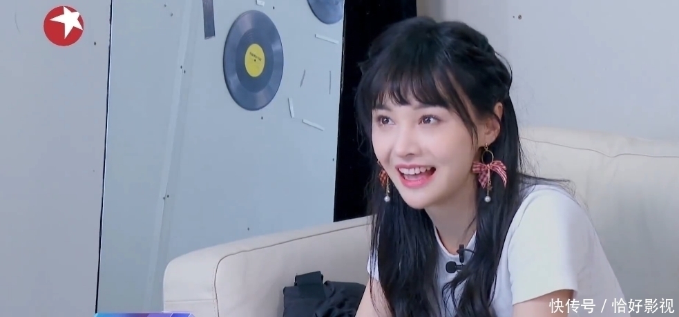 郑爽 《追光吧!哥哥》获赞无数,剧情反转不断,笑点满满广受好评