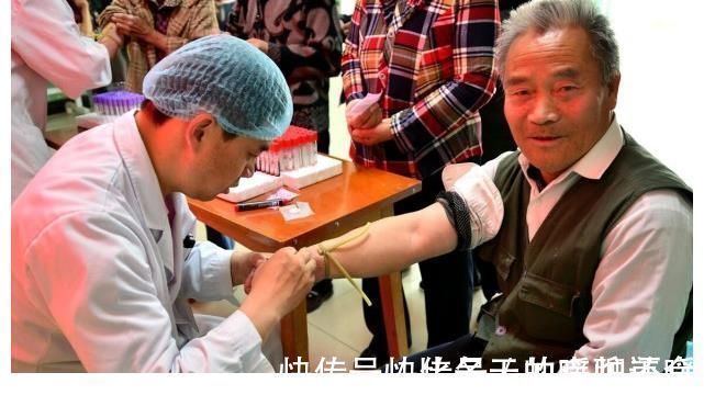 心脑血管疾病|散步可以降血脂?医生:坚持3点,或比运动管用,血脂慢慢降下来