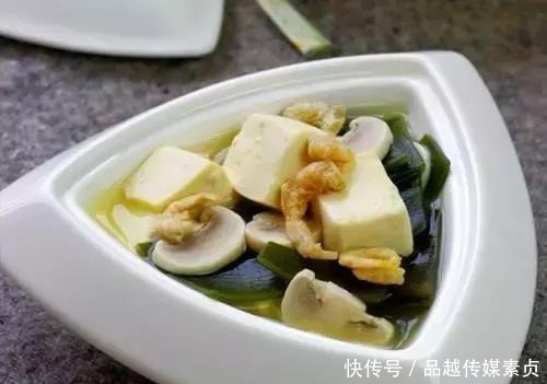 9道简单食物，让你彻底清理体内垃圾