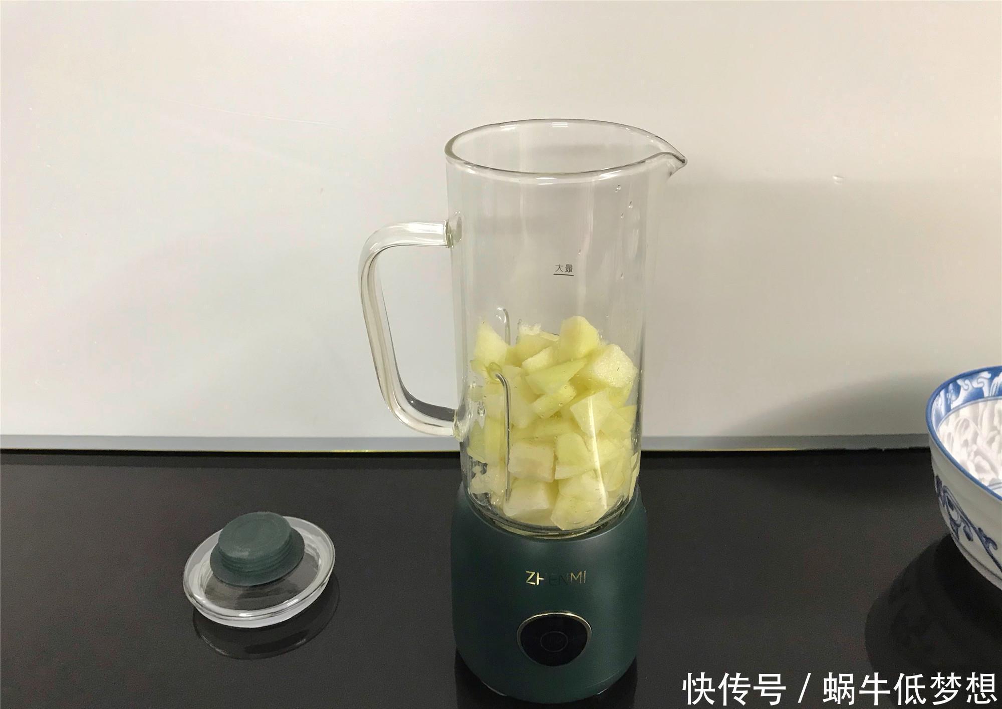 正当|秋冬,雪梨正当季,用来做成小糕点,入口即化,好吃不上火