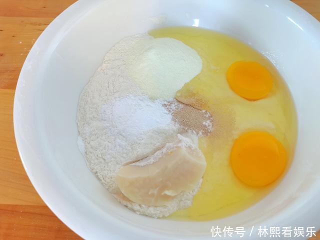 香味|西北特色烤大花卷,奶香味浓郁,外皮酥香吃不够,比大鱼大肉还香