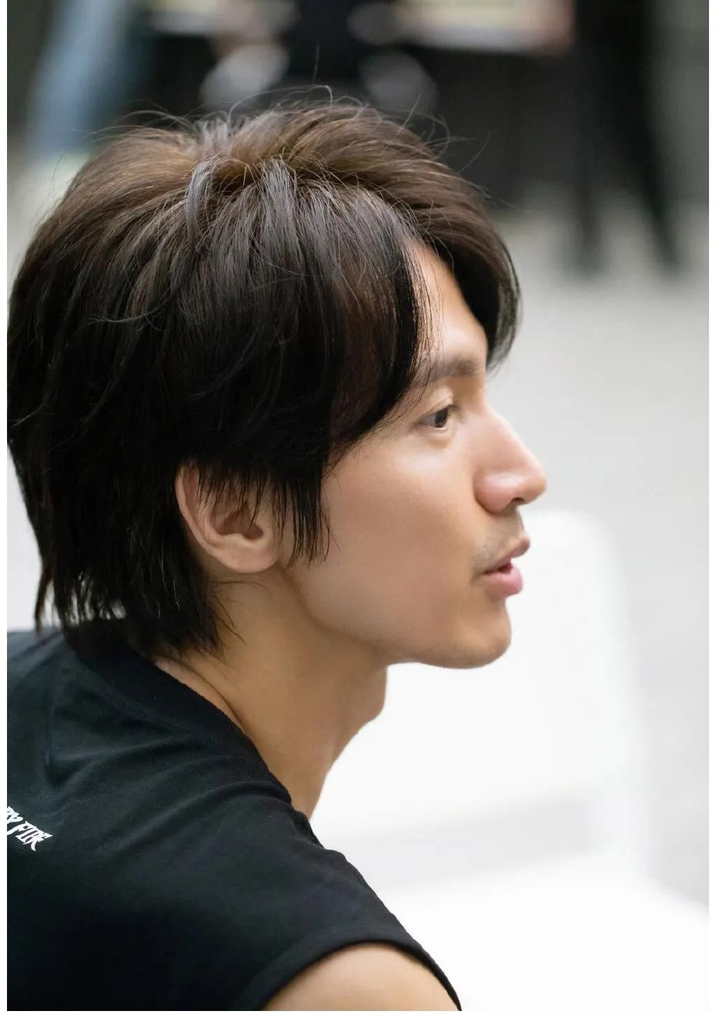 言承旭|他紅得毫不費(fèi)力，我酸了