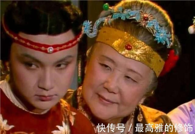 王夫人$贾母的衣服,比王夫人的100两银子高明10倍,这才是贵妇的样子