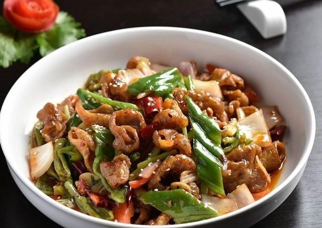  难怪|不管洗猪肝还是猪肠，最忌直接加水，难怪制作出来总是有异味