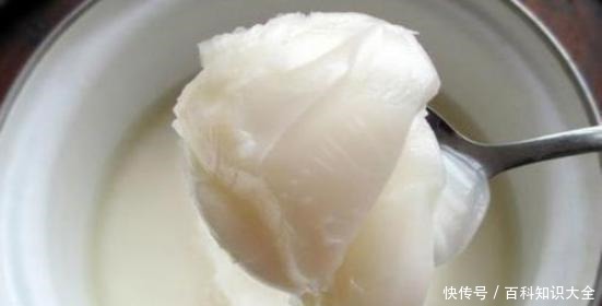 熬猪油最好别只放盐!加一点“它”猪油雪白,放一年不会坏!